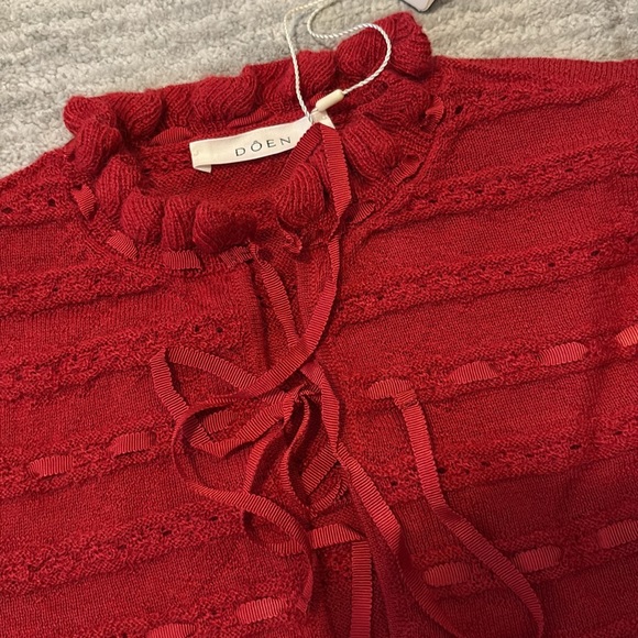Doen red knitted top - Picture 2 of 4